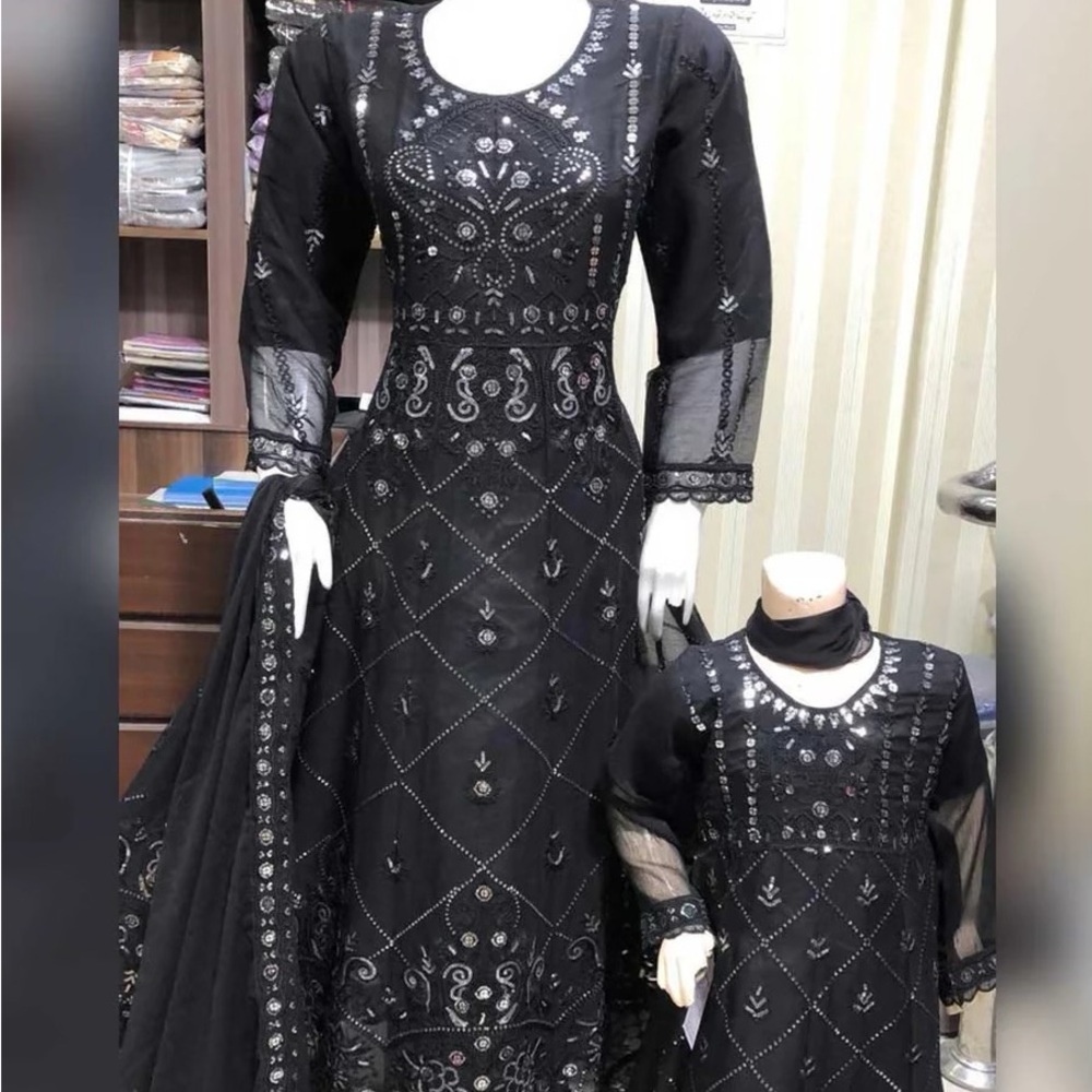 Pakistani/ Indian dress